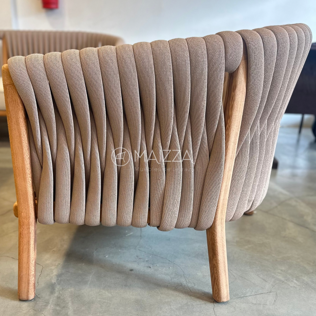 JUEGO DE BALCON TRAMA