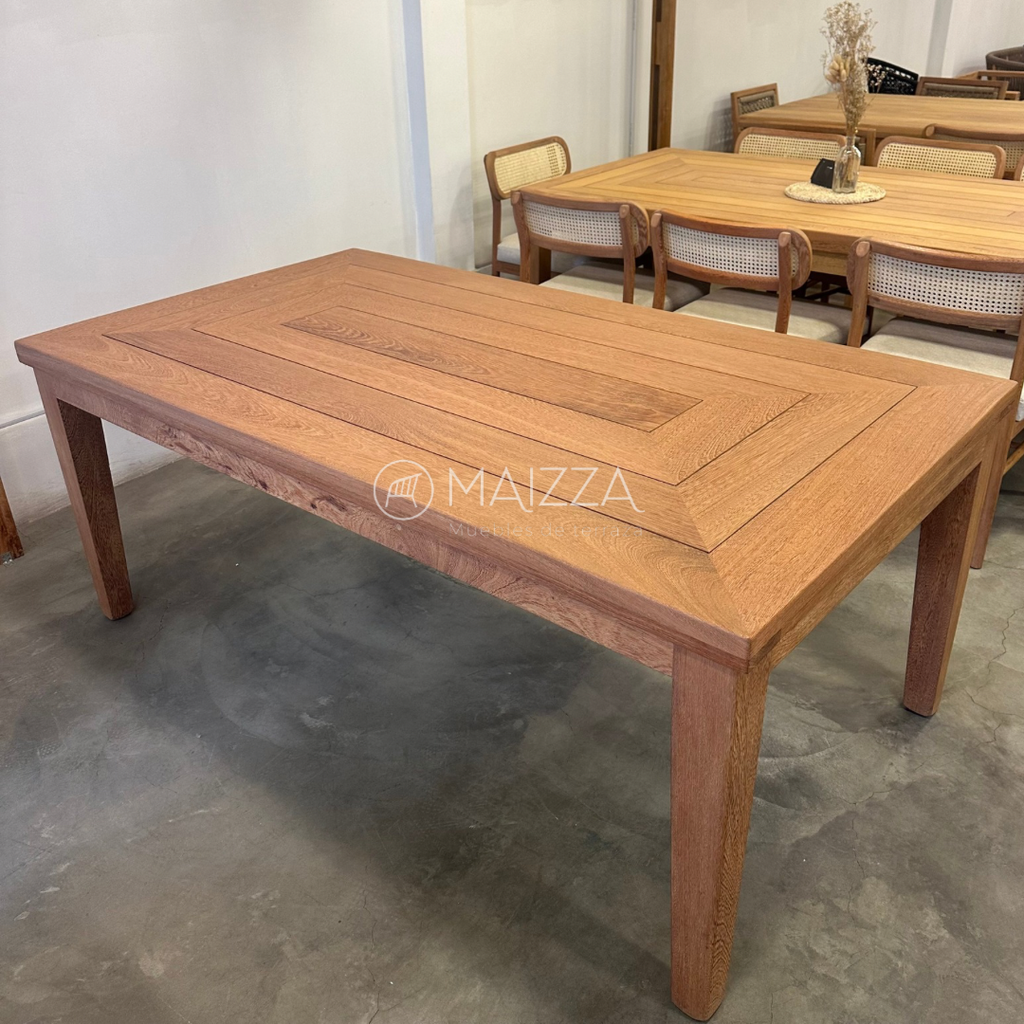 Mesa de Comedor - Modelo Alana