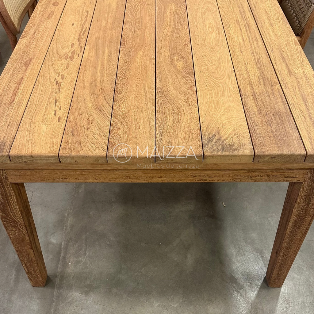 Mesa de Comedor - Modelo Toscano